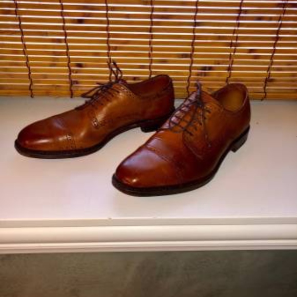 Allen Edmonds Mens Dress Shoes.